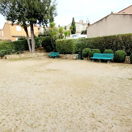 F2 In With Swimming Pool