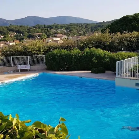 F2 In With Swimming Pool Appartement Cogolin